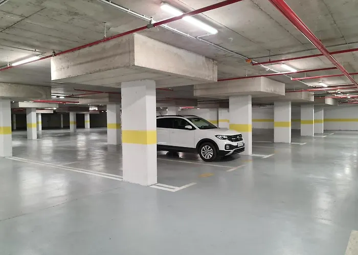 With Garage Daire Podgoriçe