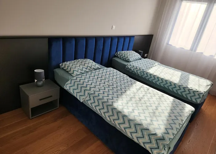 With Garage Apartment *