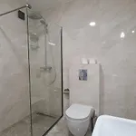 With Garage פודגוריצה