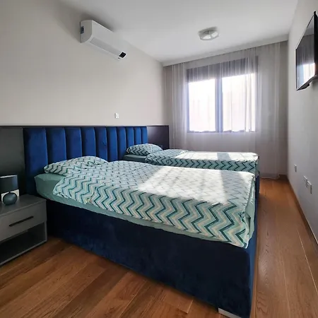 Апартаменты With Garage Подгорица