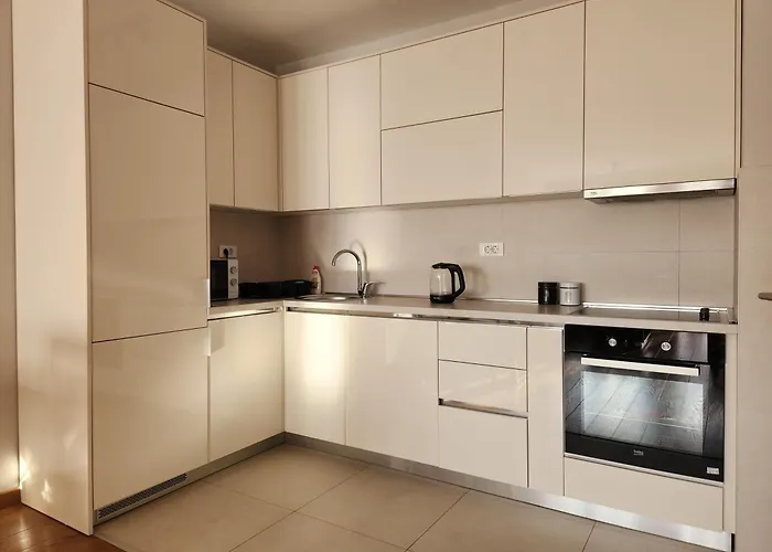 Appartement With Garage Podgorica